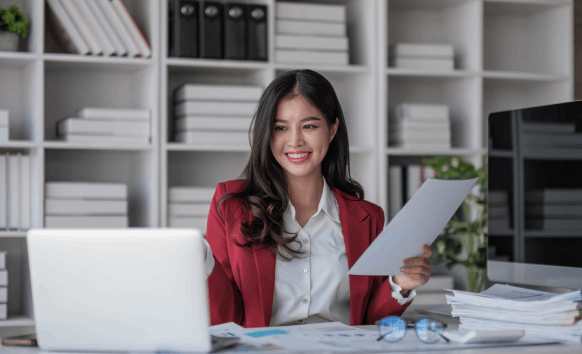 An expert translator working on a Birth Certificate translation service in New York with complete precision and accuracy.