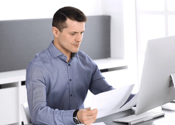 Customer using certified translation service in New York for real estate docs to ensure accuracy and clarity in transactions.